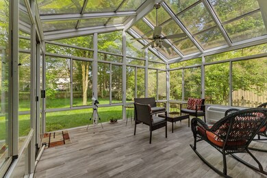 12268 Cobblestone Dr, Fishers, IN 46037 - photo 5