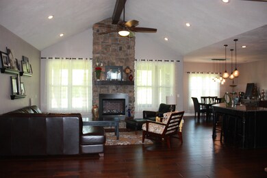 387 N Niangua Dr, Nixa, MO 65714 - photo 4