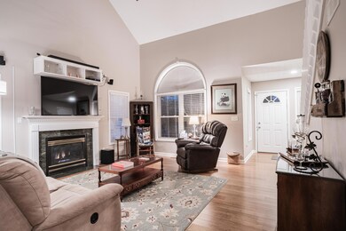 840 Isaac Shelby Cir E, Frankfort, KY 40601 - photo 6