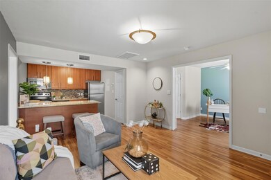 7685 Northcross Dr unit 1028, Austin, TX 78757 - photo 3