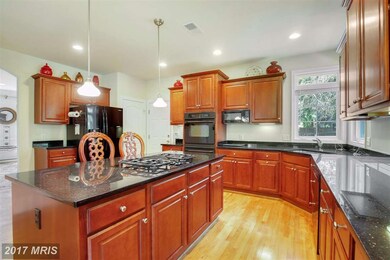 12511 Viewside Dr, North Potomac, MD 20878 - photo 7