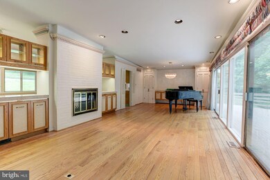 8 Burwood Ct, Lutherville Timonium, MD 21093 - photo 4