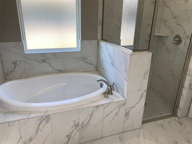 3316 Arrow Creek Dr, Granbury, TX 76049 - photo 2