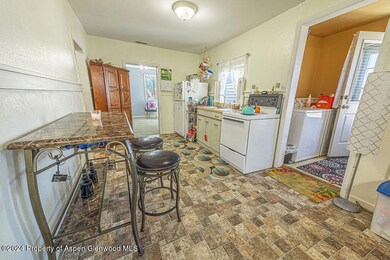 354SchoolSt.-26