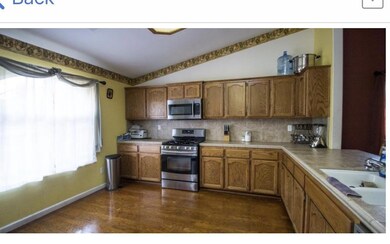 06AAAD11-85D3-4379-AB57-A1675D526110