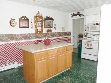 4103 Lee St, Anderson, IN 46011 - photo 4