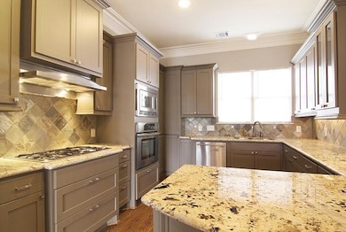 1138 Robbie St, Houston, TX 77009 - photo 7