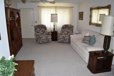 14026 N Thunderbird Blvd, Sun City, AZ 85351 - photo 2