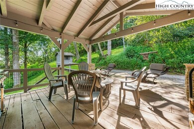 8015 Cloud Forest Ln, Blowing Rock, NC 28605 - photo 5