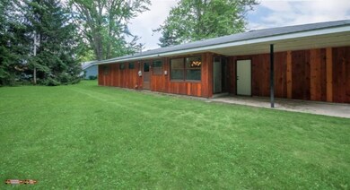 4779 M 140 back of house
