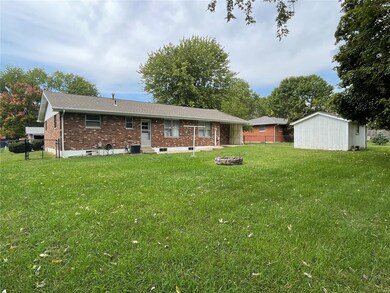 3110 Mary Dr, Maryville, IL 62062 - photo 5