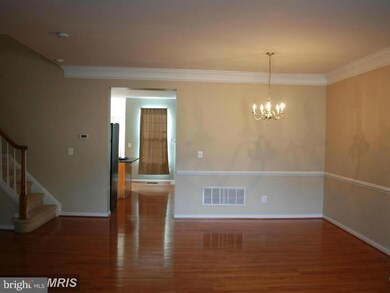 25501 Beresford Dr, Chantilly, VA 20152 - photo 4