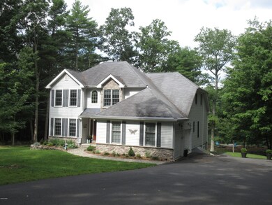 155 Marigold Ln, Milford, PA 18337 - photo 2