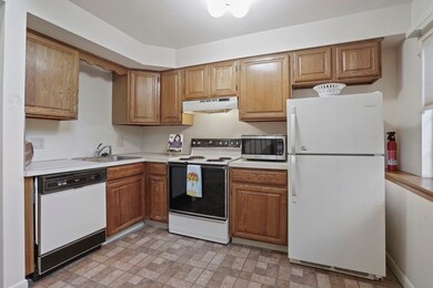 206 Tall Oaks Dr unit A, South Weymouth, MA 02190 - photo 6