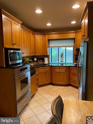 2725 Woodlake Rd, Bowie, MD 20721 - photo 4