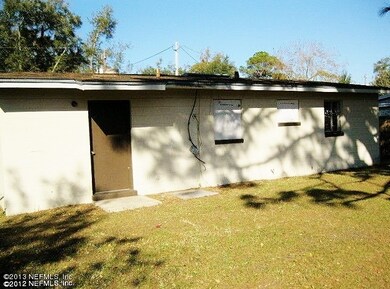 8070 Jacques Dr, Jacksonville, FL 32210 - photo 5