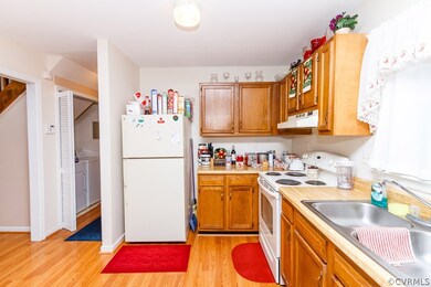 4604 Mason Crest Dr, North Chesterfield, VA 23234 - photo 7