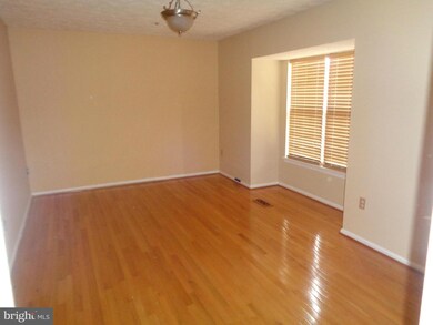 11555 Joyceton Dr unit 31-3, Upper Marlboro, MD 20774 - photo 7