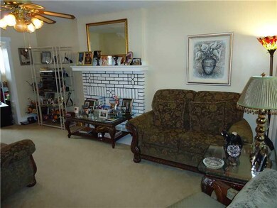 Living Room. Cozy Living Room With Decorative Fire