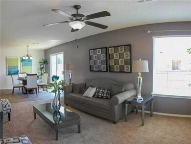 11584 Flor Liatris Dr, Socorro, TX 79927 - photo 3