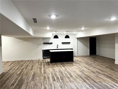 3008 Masters Dr unit 16, Floyds Knobs, IN 47119 - photo 3