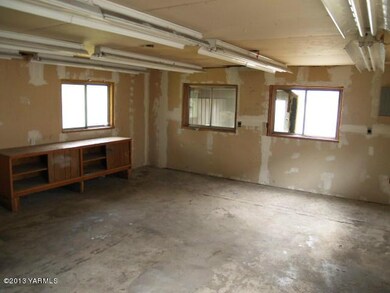 View Garage Interior