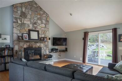 48 Contour Rd, Warwick, RI 02886 - photo 3