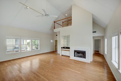 1714 Brun St unit 4, Houston, TX 77019 - photo 3