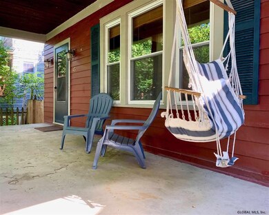 43 Peyster St, Albany, NY 12208 - photo 3