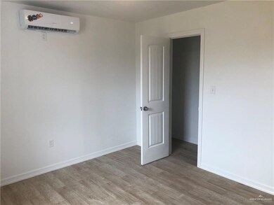 813 Canela Dr, Alamo, TX 78516 - photo 7