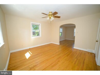 932 Greenbriar Ln, Springfield, PA 19064 - photo 7