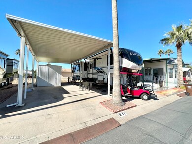 NICE EXPANSIVE AWNING
