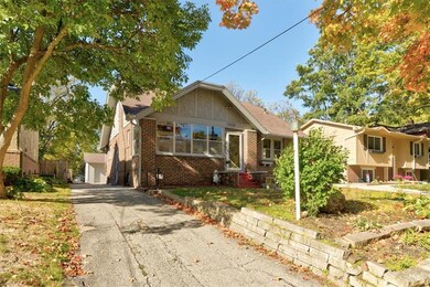 1916 39th St, Des Moines, IA 50310 - photo 2