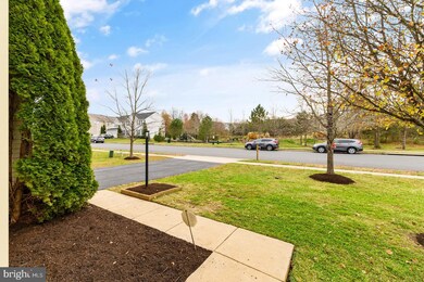 12136 Rain Slicker Place, Nokesville, VA 20181 - photo 2
