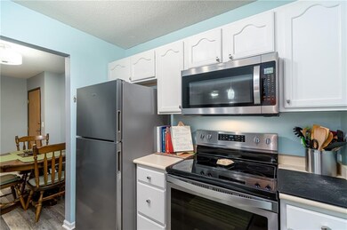 2153 NW 159th St unit 55, Clive, IA 50325 - photo 6