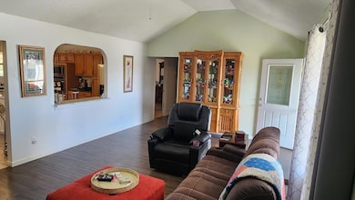 852 Tomahawk Ct, Marshfield, MO 65706 - photo 3