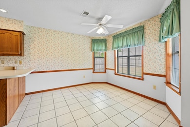 Unfurnished breakfast area.