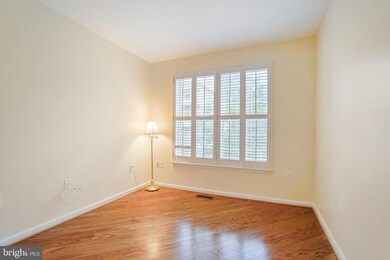 4310H Cannon Ridge Ct unit 81, Fairfax, VA 22033 - photo 5