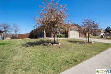 306 Kylar St, Troy, TX 76579 - photo 2