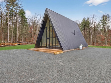 57 Forest Pond Rd, Narrowsburg, NY 12764 - photo 5