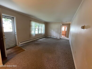 7 Elizabeth St, Latham, NY 12110 - photo 3