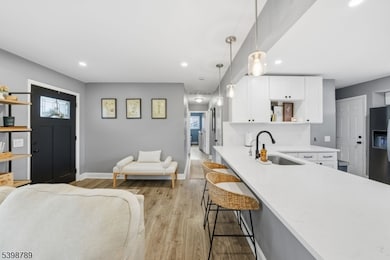 102 Sunnyview Ave E, Hackettstown, NJ 07840 - photo 7