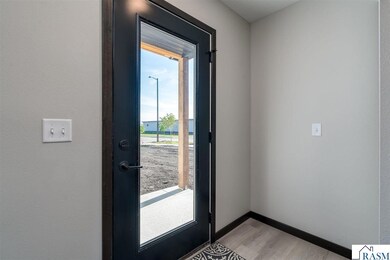 3118 3118 Scotch Ln, Mankato, MN 56001 - photo 2