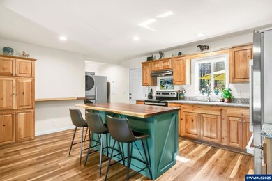 130 Gates Hill Rd, Gates, OR 97346 - photo 5