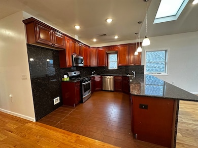 134 Bostwick Ave unit 2, Jersey City, NJ 07305 - photo 4