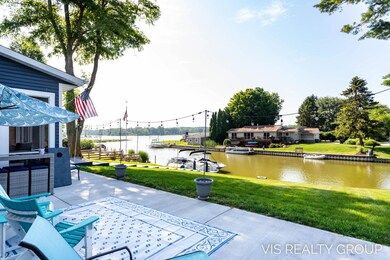 7-web-or-mls-15496 Linn Ct, Spring Lake-