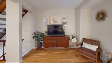 210 Saxonwald Ln unit 8C, Pittsburgh, PA 15234 - photo 7