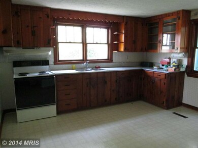 2893 Lord Fairfax Hwy, Berryville, VA 22611 - photo 4