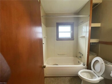 14400 Westropp Ave, Cleveland, OH 44110 - photo 4