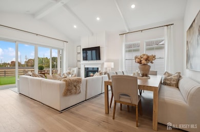 Model home not of actual home for sale, see sales consultant for details